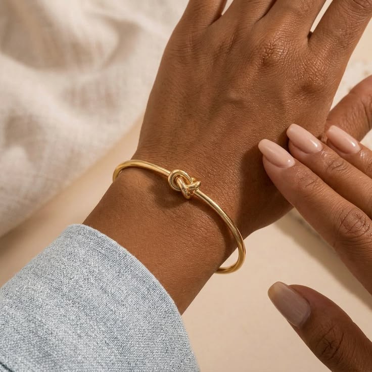 Details Knot Cuff Bracelet