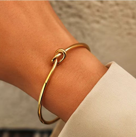 Details Knot Cuff Bracelet